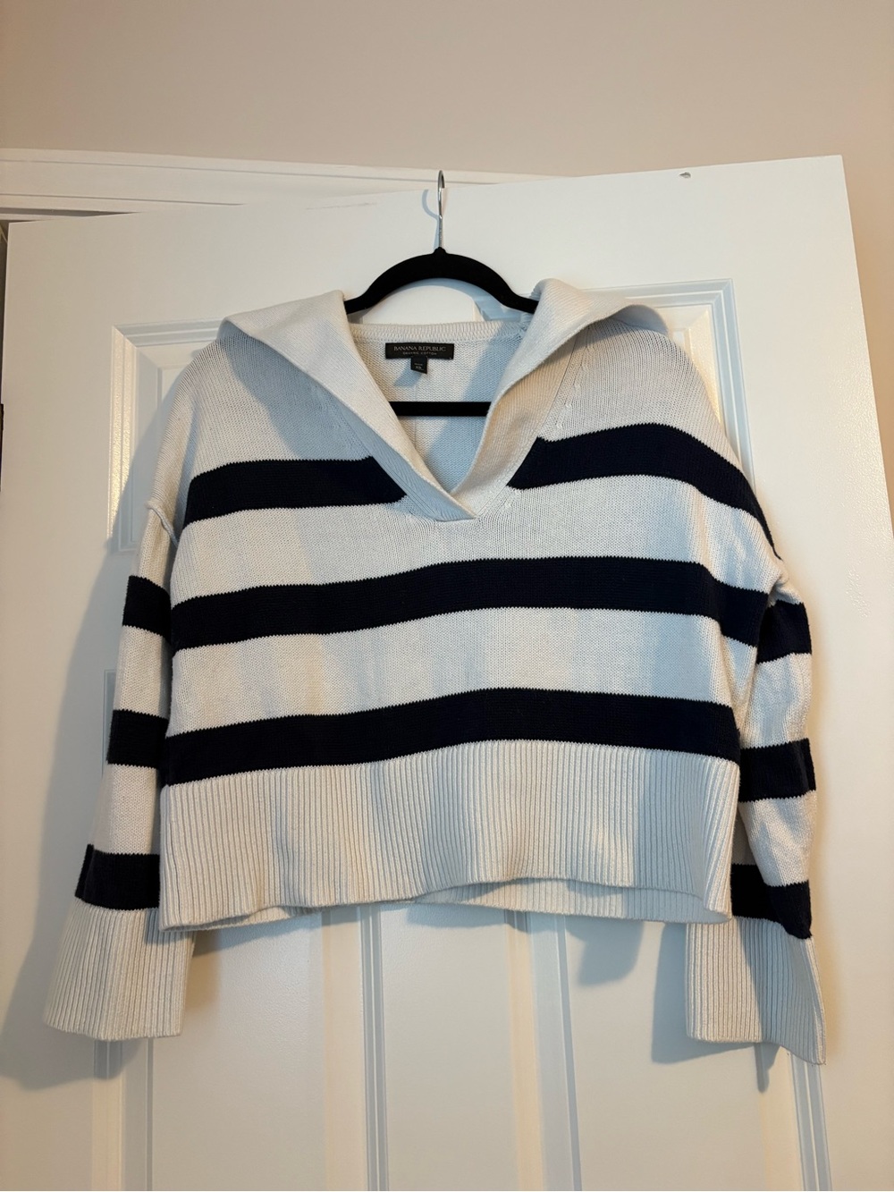 Banana Republic White & Navy Striped Sweater